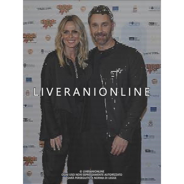 TVRG Photocall The Christmas Show nella foto Serena Autieri e Raoul Bova Milano 16-11-2022 Photocall in occasione della premiere del film The Christmas Show foto Roberto Garavaglia/ag. Aldo Liverani sas/ AGENZIA ALDO LIVERANI SAS