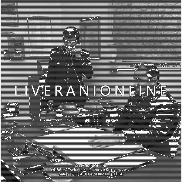 RETROSPETTIVA ARNALDO PRATI ARBITRO DI CALCIO ITALIANO E VIGILE URBANO DI PARMA NELLA FOTO CON LA DIVISA DI AGENTE DELLA POLIZIA MUNICIPALE DEL COMUNE DI PARMA NEL 1973 ©Archivio Giovanni Liverani / AGENZIA ALDO LIVERANI SAS