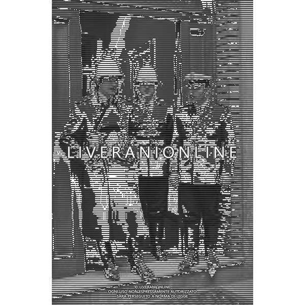 RETROSPETTIVA ARNALDO PRATI ARBITRO DI CALCIO ITALIANO E VIGILE URBANO DI PARMA NELLA FOTO CON LA DIVISA DI AGENTE DELLA POLIZIA MUNICIPALE DEL COMUNE DI PARMA NEL 1973 ©Archivio Giovanni Liverani / AGENZIA ALDO LIVERANI SAS
