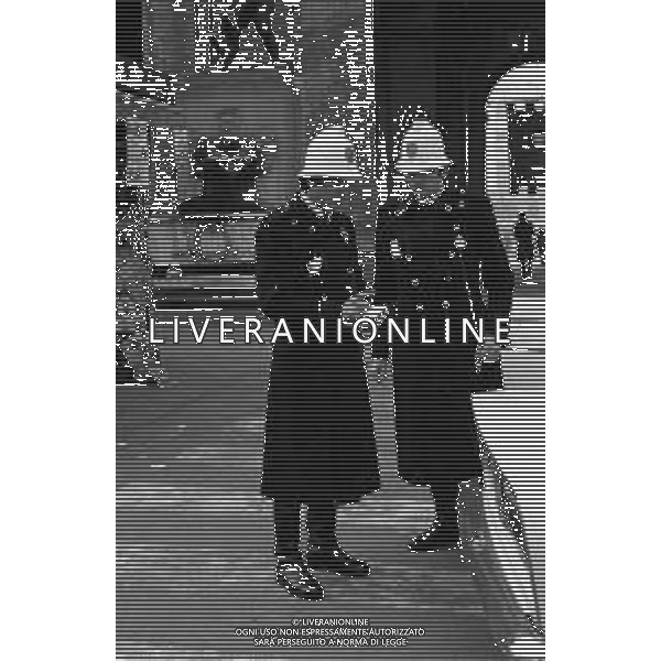 RETROSPETTIVA ARNALDO PRATI ARBITRO DI CALCIO ITALIANO E VIGILE URBANO DI PARMA NELLA FOTO CON LA DIVISA DI AGENTE DELLA POLIZIA MUNICIPALE DEL COMUNE DI PARMA NEL 1973 ©Archivio Giovanni Liverani / AGENZIA ALDO LIVERANI SAS