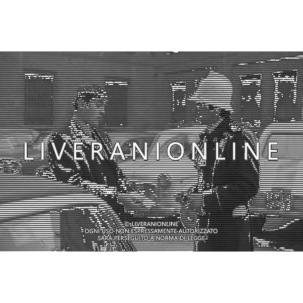 RETROSPETTIVA ARNALDO PRATI ARBITRO DI CALCIO ITALIANO E VIGILE URBANO DI PARMA NELLA FOTO CON LA DIVISA DI AGENTE DELLA POLIZIA MUNICIPALE DEL COMUNE DI PARMA NEL 1973 ©Archivio Giovanni Liverani / AGENZIA ALDO LIVERANI SAS