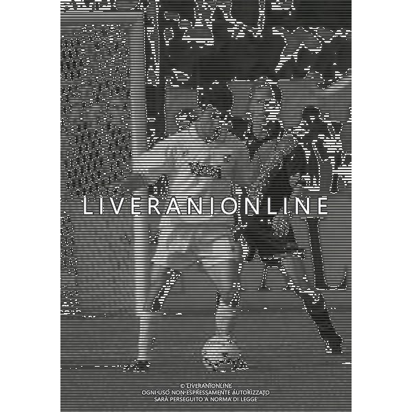 08-05-1994 VENEZIA CAMPIONATO DI CALCIO SERIE B VENEZIA-PADOVA 2-0 NELLA FOTO ANGELO MONTRONE E MIRKO CONTE AG ALDO LIVERANI SAS