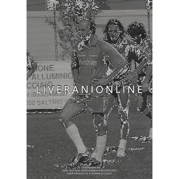 1994 ALLENAMENTO ESTIVO PRE CAMPIONATO VENEZIA CALCIO NELLA FOTO GIAN PIERO VENTURA ALLENATORE VENEZIA CALCIO AG ALDO LIVERANI SAS