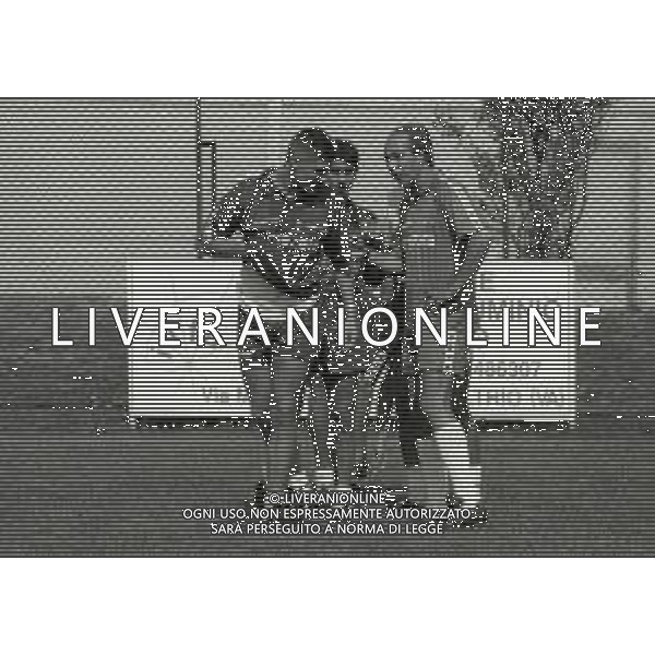 1994 ALLENAMENTO ESTIVO PRE CAMPIONATO VENEZIA CALCIO NELLA FOTO GIAN PIERO VENTURA ALLENATORE VENEZIA CALCIO CON CHRISTIAN VIERI AG ALDO LIVERANI SAS