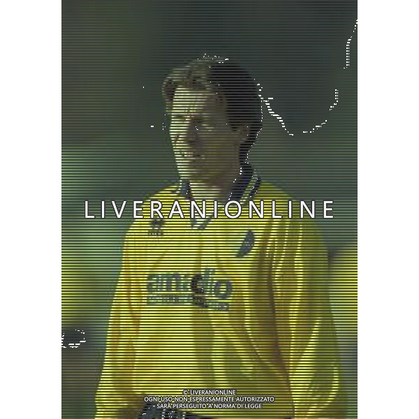 28-12-1997 ALZANO LOMBARDO CAMPIONATO DI CALCIO SERIE C1 ALZANO VIRESCIT-MODENA 1-1 NELLA FOTO PAOLO MANDELLI AG ALDO LIVERANI SAS