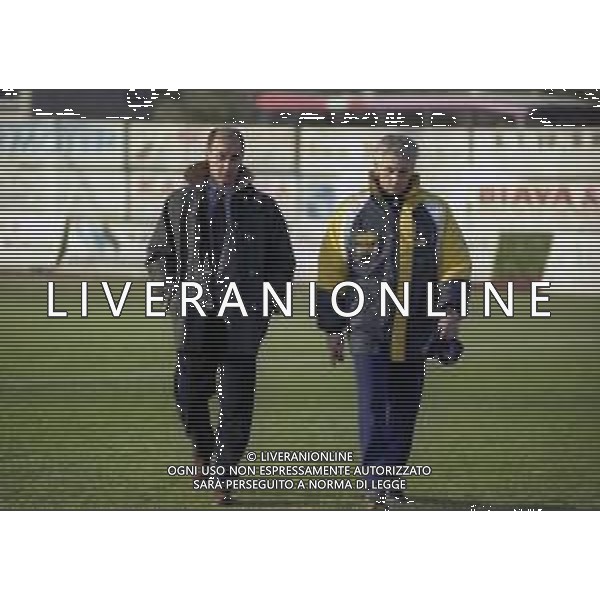 28-12-1997 ALZANO LOMBARDO CAMPIONATO DI CALCIO SERIE C1 ALZANO VIRESCIT-MODENA 1-1 NELLA FOTO ALESSANDRO SCANZIANI ALLENATORE MODENA VALCIO AG ALDO LIVERANI SAS