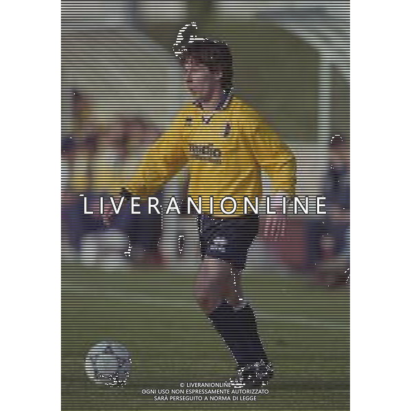 28-12-1997 ALZANO LOMBARDO CAMPIONATO DI CALCIO SERIE C1 ALZANO VIRESCIT-MODENA 1-1 NELLA FOTO PAOLO MANDELLI AG ALDO LIVERANI SAS