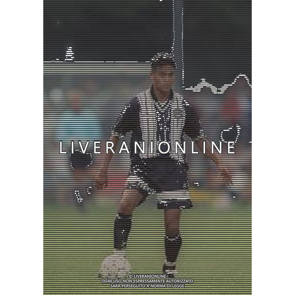 1998-1999 PARTITA AMICHEVOLE UDINESE CALCIO NELLA FOTO Eli Louhenapessy AG ALDO LIVERANI SAS 