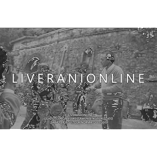 SET DEL FILM DOCUMENTARIO RAI \' IO E IL DUCE\' DIRETTO DAL REGISTA ALBERTO NEGRIN NEL 1984 NELLA FOTO IL REGISTA DURANTE LE RIPRESE AG ALDO LIVERANI SAS