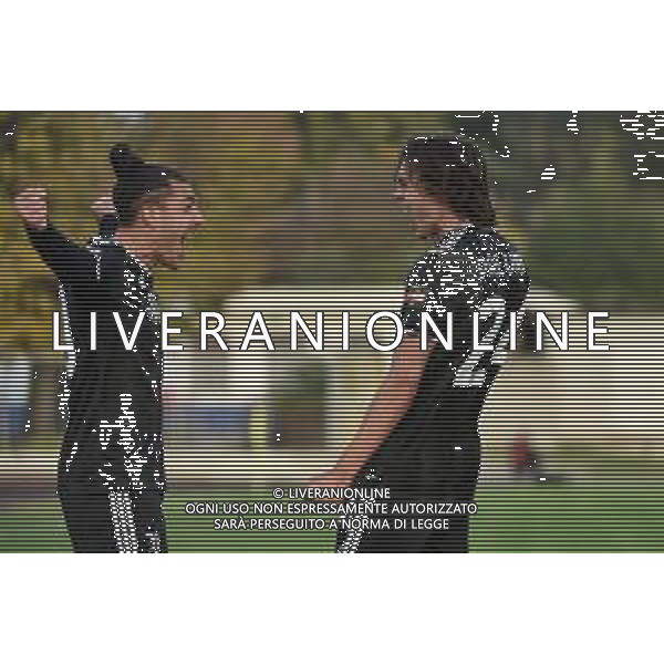 TVRG Simone Iocolano (Juventus Next Gen) e Martin Palumbo (Juventus Next Gen) esultano dopo il gol dell\'1 a 0 Pro Patria vs Juventus Next Gen Busto Arsizio (VA) 19-11-2022 Stadio Carlo Speroni Campionato Serie C girone A - 14a giornata foto Roberto Garavaglia/ag. Aldo Liverani sas / AGENZIA ALDO LIVERANI SAS