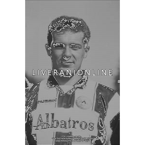 RETROSPETTIVA MAREK KOZMINSKI CALCIATORE NELLA FOTO CON LA MAGLIA DELL\'UDINESE CAMPIONATO CALCIO 1995-1996 AG ALDO LIVERANI SAS
