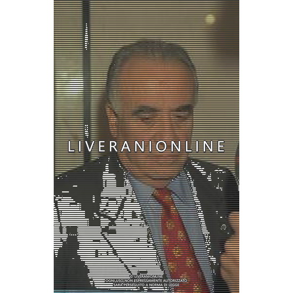 RETROSPETTIVA FRANCO SENSI PRESIDENTE ROMA CALCIO NELLA FOTO FRANCO SENSI PRESIDENTE ROMA CALCIO NELL\'ANNO 1996 A MILANO IN LEGA CALCIO AG ALDO LIVERANI SAS  