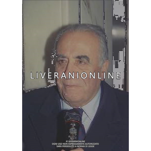 RETROSPETTIVA FRANCO SENSI PRESIDENTE ROMA CALCIO NELLA FOTO FRANCO SENSI PRESIDENTE ROMA CALCIO NELL\'ANNO 1998 A MILANO IN LEGA CALCIO AG ALDO LIVERANI SAS   