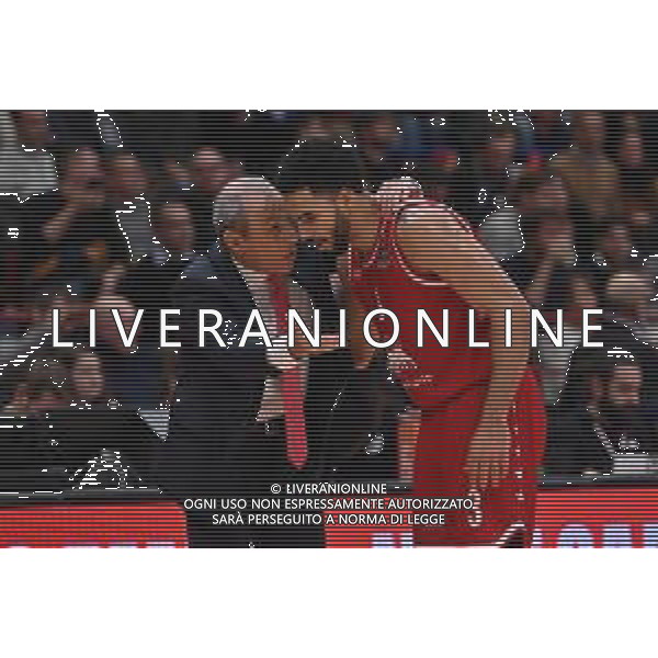 TVRG Ettore Messina allenatore Olimpia Milano e Nazareth Jersey Naz Mitrou-Long (Olimpia Milano) EA7 Emporio Armani Milano vs Fenerbahce Beko Istanbul Assago (MI) 24-11-2022 Mediolanum Forum Turkish Airlines Euroleague 10a giornata regular season foto Roberto Garavaglia/ag. Aldo Liverani sas / AGENZIA ALDO LIVERANI SAS