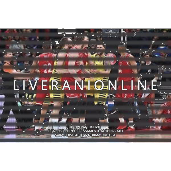 TVRG tensione tra i giocatori EA7 Emporio Armani Milano vs Fenerbahce Beko Istanbul Assago (MI) 24-11-2022 Mediolanum Forum Turkish Airlines Euroleague 10a giornata regular season foto Roberto Garavaglia/ag. Aldo Liverani sas / AGENZIA ALDO LIVERANI SAS