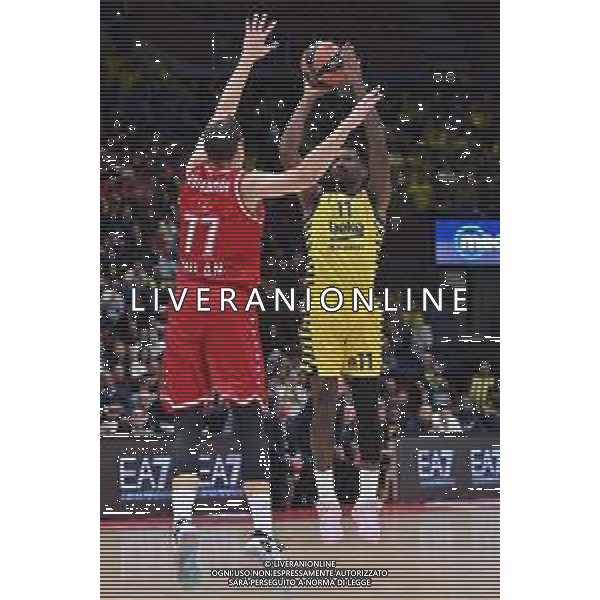 TVRG Nigel Hayes-Davis (Fenerbahce Istanbul) EA7 Emporio Armani Milano vs Fenerbahce Beko Istanbul Assago (MI) 24-11-2022 Mediolanum Forum Turkish Airlines Euroleague 10a giornata regular season foto Roberto Garavaglia/ag. Aldo Liverani sas / AGENZIA ALDO LIVERANI SAS