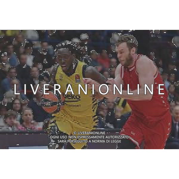 TVRG Johnathan Motley (Fenerbahce Istanbul) e Nicolo\' Melli (Olimpia Milano) EA7 Emporio Armani Milano vs Fenerbahce Beko Istanbul Assago (MI) 24-11-2022 Mediolanum Forum Turkish Airlines Euroleague 10a giornata regular season foto Roberto Garavaglia/ag. Aldo Liverani sas / AGENZIA ALDO LIVERANI SAS