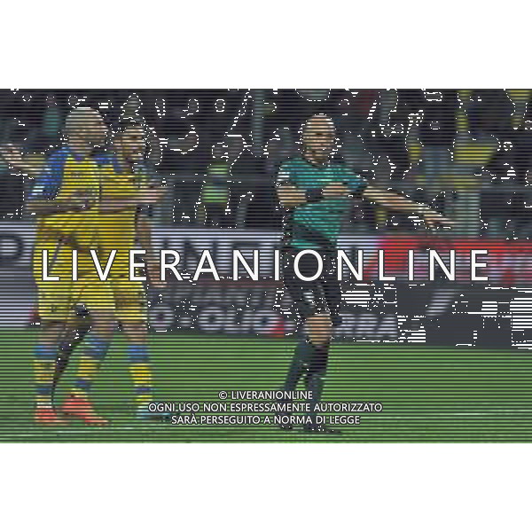 Frosinone vs Cagliari 14 Campionato Serie B - 14 Giornata Stadio B.Stirpe - Frosinone 27-11-2022 nella foto arbitro Fabbri concede il rigore al Cagliari ©Federico Gaetano / AGENZIA ALDO LIVERANI SAS