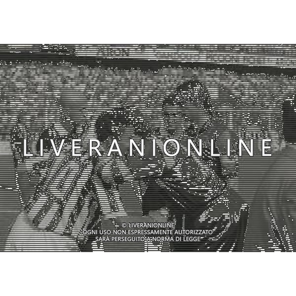 20-09-1992 GENOAVA CAMPIONATO DI CALCIO SERIE A GENOA-JUVENTUS 2-2 NELLA FOTO ROBERTO BAGGIO CON GIANLUCA SIGNORINI E STEFANO TACCONI AG ALDO LIVERANI SAS
