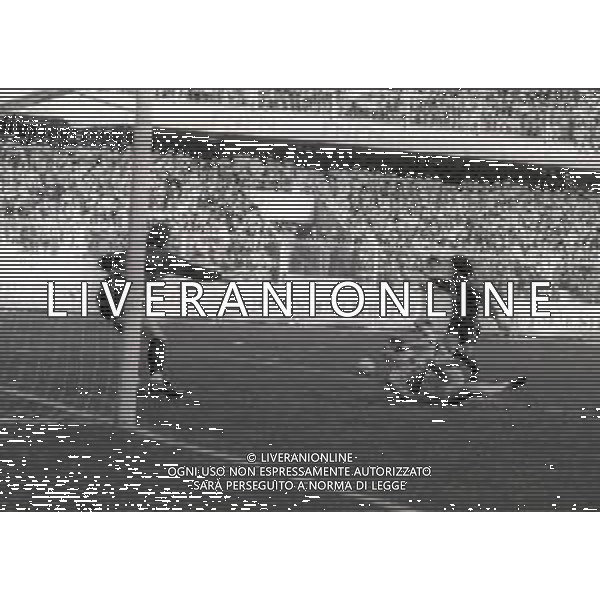 16-01-1994 GENOVA-CAMPIONATO DI CALCIO SERIE A GENOA-MILAN 0-0 NELLA FOTO AZIONE DI GIOCO AG ALDO LIVERANI SAS