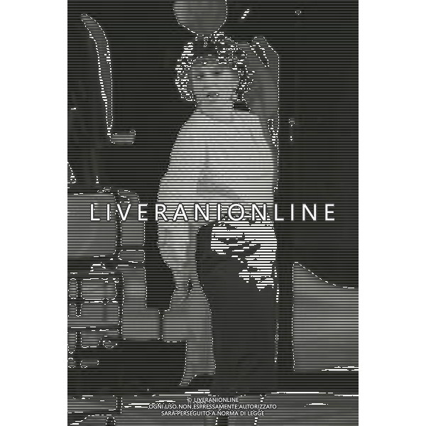 RETROSPETTIVA OMBRETTA COLLI CANTANTE E ATTRICE NELLA FOTO OMBRETTA COLLI NELL\'ANNO 1984 AG ALDO LIVERANI SAS 