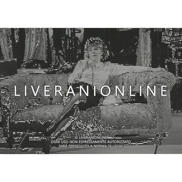 RETROSPETTIVA OMBRETTA COLLI CANTANTE E ATTRICE NELLA FOTO OMBRETTA COLLI NELL\'ANNO 1984 AG ALDO LIVERANI SAS 