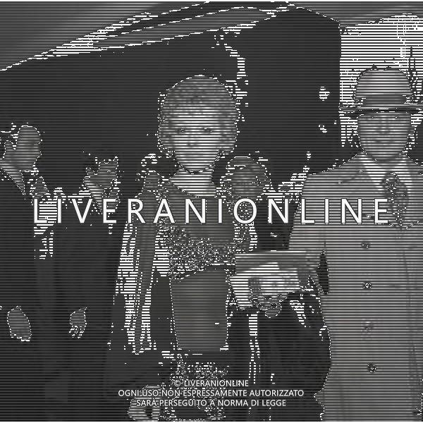 RETROSPETTIVA OMBRETTA COLLI CANTANTE E ATTRICE NELLA FOTO OMBRETTA COLLI NELL\'ANNO 1970 A MILANO  AG ALDO LIVERANI SAS 