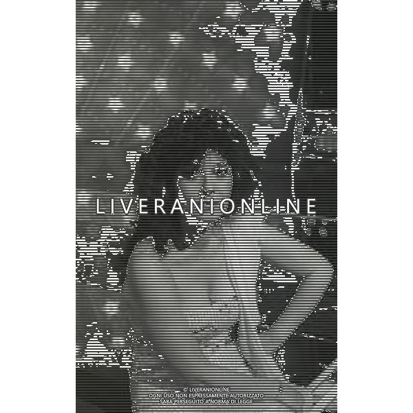 RETROSPETTIVA OMBRETTA COLLI CANTANTE E ATTRICE NELLA FOTO OMBRETTA COLLI NELL\'ANNO 1982 AG ALDO LIVERANI SAS  