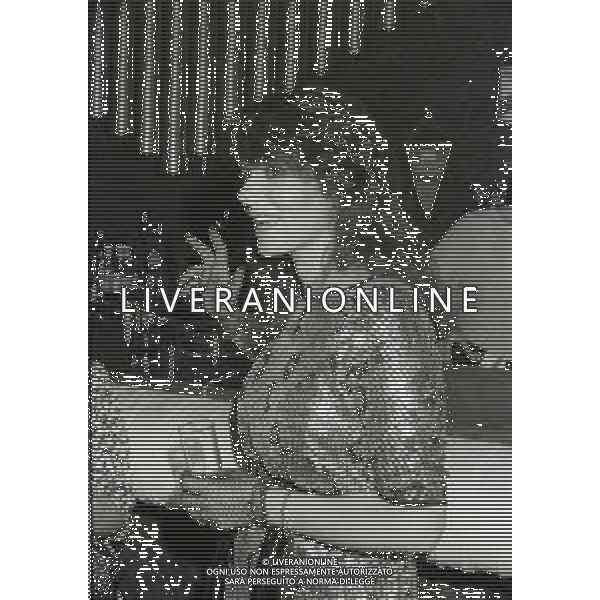 RETROSPETTIVA OMBRETTA COLLI CANTANTE E ATTRICE NELLA FOTO OMBRETTA COLLI NELL\'ANNO 1983 AG ALDO LIVERANI SAS  