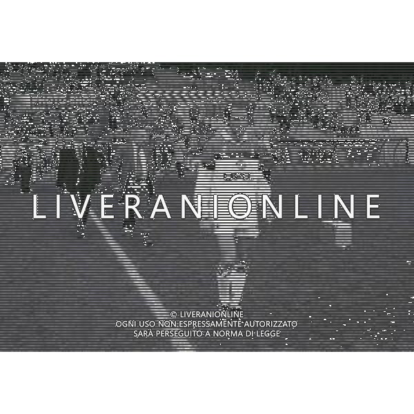 29-01-1995 GENOVA CAMPIONATO DI CALCIO SERIE A GENOA-MILAN PARTITA SOSPESA PER LA MORTE DEL TIFOSO DEL GENOA VINCENZO SPAGNOLO ACCOLTELLATO FUORI DALLO STADIO NELLA FOTO FRANCO BARESI AG ALDO LIVERANI SAS