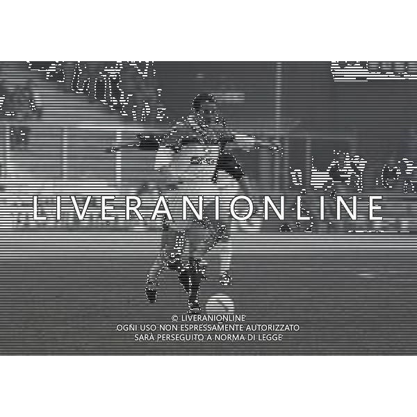 29-01-1995 GENOVA CAMPIONATO DI CALCIO SERIE A GENOA-MILAN PARTITA SOSPESA PER LA MORTE DEL TIFOSO DEL GENOA VINCENZO SPAGNOLO ACCOLTELLATO FUORI DALLO STADIO NELLA FOTO PAOLO DI CANIO AG ALDO LIVERANI SAS