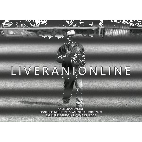 1994 MADONNA DI CAMPIGLIO LOC PALU\' ALLENAMENTO GENOA CALCIO NELLA FOTO FRANCO SCOGLIO ALLENATORE GENOA CALCIO AG ALDO LIVERANI SAS