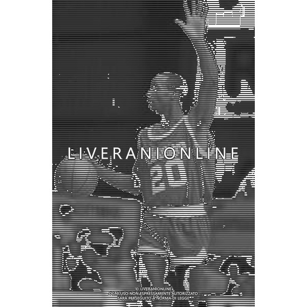 RETROSPETTIVA PALLACANESTRO VIRTUS ROMA BASKET NELL\'ANNO 1989 NELLA FOTO BRIAN SHAW CESTISTA ©DFP / ARCHIVIO AGENZIA ALDO LIVERANI SAS