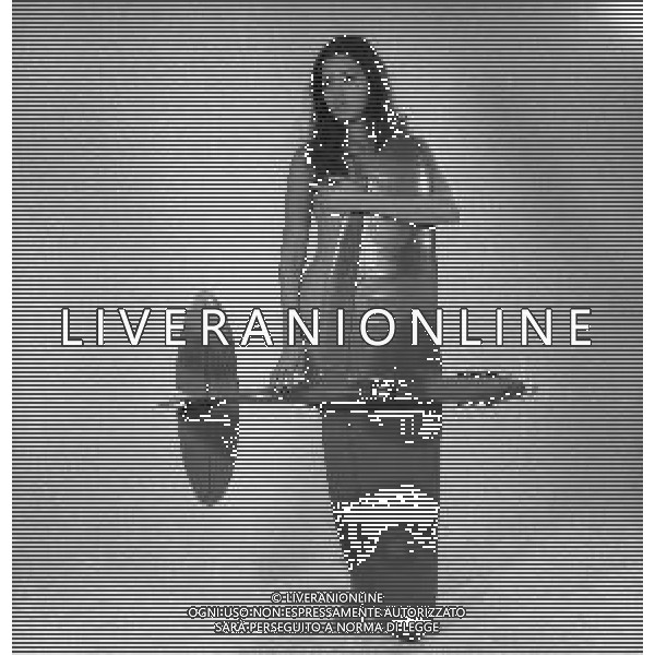 RETROSPETTIVA TAMARA BARONI ATTRICE NELLA FOTO TAMARA BARONI A MILANO NELL\'ANNO 1969 AG ALDO LIVERANI SAS