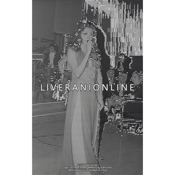 RETROSPETTIVA TAMARA BARONI ATTRICE NELLA FOTO TAMARA BARONI A MODENA NELL\'ANNO 1970 AG ALDO LIVERANI SAS