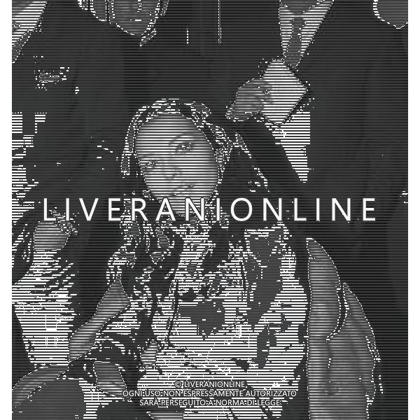 RETROSPETTIVA TAMARA BARONI ATTRICE NELLA FOTO TAMARA BARONI A MILANO NELL\'ANNO 1970 NELLO STUDIO DEL SUO LEGALE ACCUSATA COME MANDANTE DI UN OMICIDIO POI VENNE ASSOLTA AG ALDO LIVERANI SAS