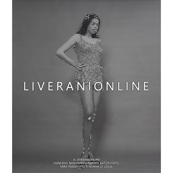 RETROSPETTIVA TAMARA BARONI ATTRICE NELLA FOTO TAMARA BARONI NELL\'ANNO 1972 A MILANO  AG ALDO LIVERANI SAS  