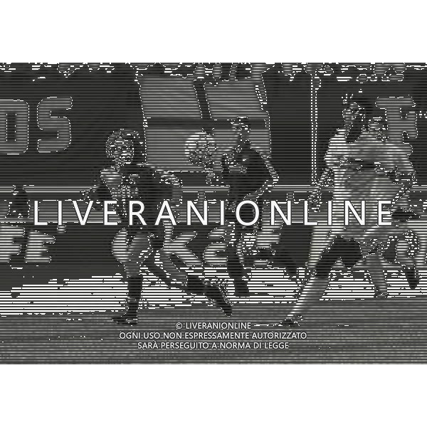 17-09-1989 GENOVA CAMPIONATO DI CALCIO SERIE A GENOA-MILAN 1-1 NELLA FOTO ALBERTO URBAN E FRANK RIJKAARD AG ALDO LIVERANI SAS