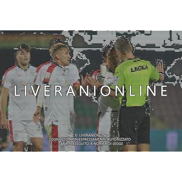 Ternana vs Cagliari Campionato Serie B - 16 Giornata Stadio Liberati - Terni 07-12-2022 nella foto: Proteste giocatori Cagliari con Arbitro Massa ©Federico Gaetano / AGENZIA ALDO LIVERANI SAS