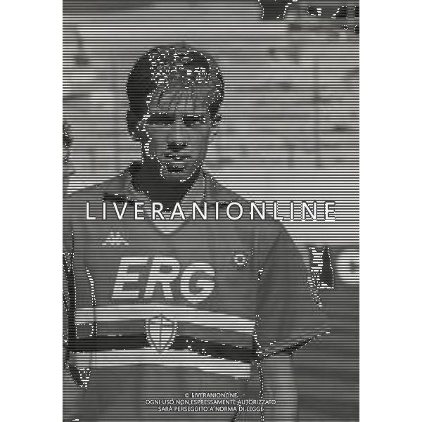 30-08-1989 GENOVA 2 TURNO DI COPPA ITALIA GENOA-SAMPDORIA 0-1 NELLA FOTO SREKO KATANEC AG ALDO LIVERANI SAS
