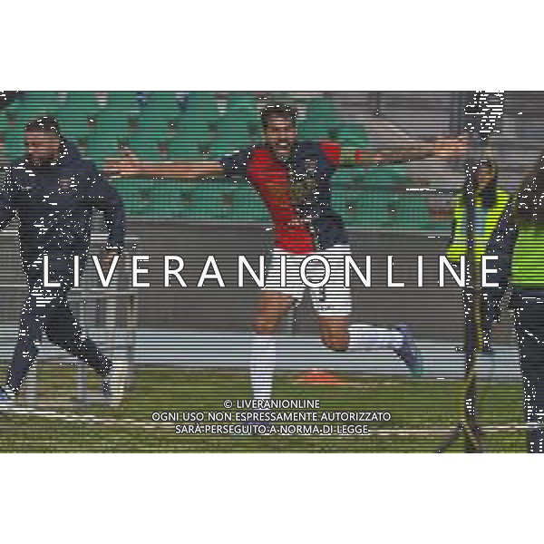 Serie B 2022-2023 Cosenza-Brescia Celebrate Larrivey during the Italian soccer Serie B match Cosenza vs Brescia on December 08, 2022 at the San Vito-Marulla in Cosenza, Italy ©Andrea Rosito / AGENZIA ALDO LIVERANI SAS