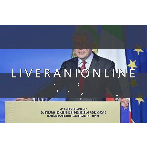 TVRG Bocconi Monti Mattarella nella foto Ferruccio De Bortoli Milano 07-12-2022 L\'universita\' Bocconi saluta Mario Monti, presente tra gli altri il Presidente della Repubblica Sergio Mattarella foto Roberto Garavaglia/ag. Aldo Liverani sas / AGENZIA ALDO LIVERANI SAS
