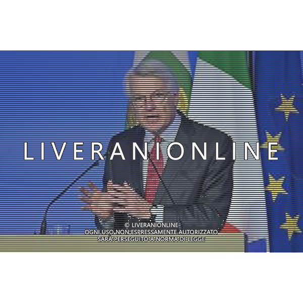 TVRG Bocconi Monti Mattarella nella foto Ferruccio De Bortoli Milano 07-12-2022 L\'universita\' Bocconi saluta Mario Monti, presente tra gli altri il Presidente della Repubblica Sergio Mattarella foto Roberto Garavaglia/ag. Aldo Liverani sas / AGENZIA ALDO LIVERANI SAS