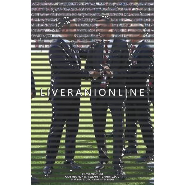 08.12.2022 REGGIO CALABRIA STADIO ORESTE GRANILLO. CAMPIONATO SERIE B. REGGINA VS FROSINONE. IN FOTO PRESIDENTE DELLA REGGINA SALADINI SALUTA IL NUOVO DIRETTORE DELLA COMUNICAZIONE GIUSEPPE SAPIENZA ©GARREFFA PASQUALE / AGENZIA ALDO LIVERANI SAS