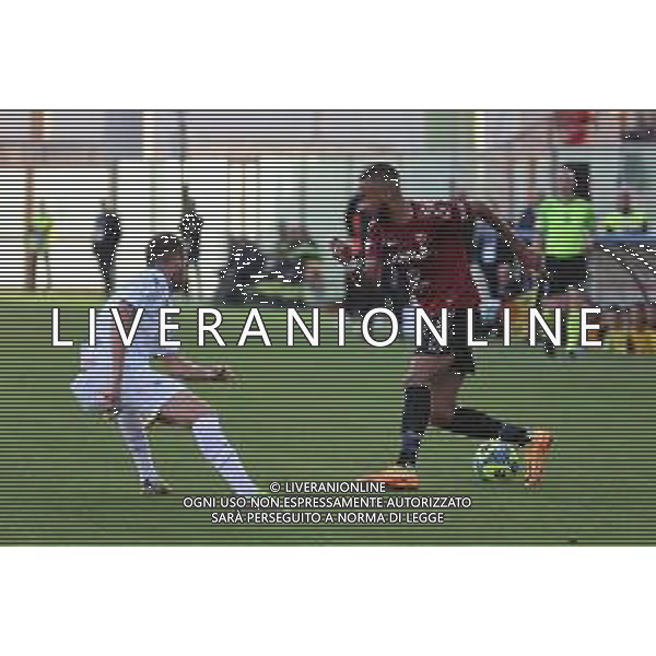 08.12.2022 REGGIO CALABRIA STADIO ORESTE GRANILLO. CAMPIONATO SERIE B. REGGINA VS FROSINONE. IN FOTO HERNANI REGGINA E ROHDEN FROSINONE ©GARREFFA PASQUALE / AGENZIA ALDO LIVERANI SAS