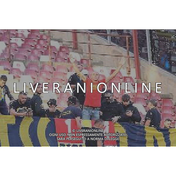08.12.2022 REGGIO CALABRIA STADIO ORESTE GRANILLO. CAMPIONATO SERIE B. REGGINA VS FROSINONE. IN FOTO TIFOSI FROSINONE ©GARREFFA PASQUALE / AGENZIA ALDO LIVERANI SAS