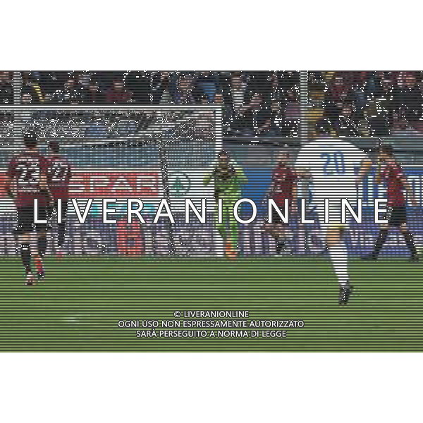 08.12.2022 REGGIO CALABRIA STADIO ORESTE GRANILLO. CAMPIONATO SERIE B. REGGINA VS FROSINONE. IN FOTO COLOMBI PORTIERE REGGINA RICHIAMA LA SUA DIFESA ©GARREFFA PASQUALE / AGENZIA ALDO LIVERANI SAS