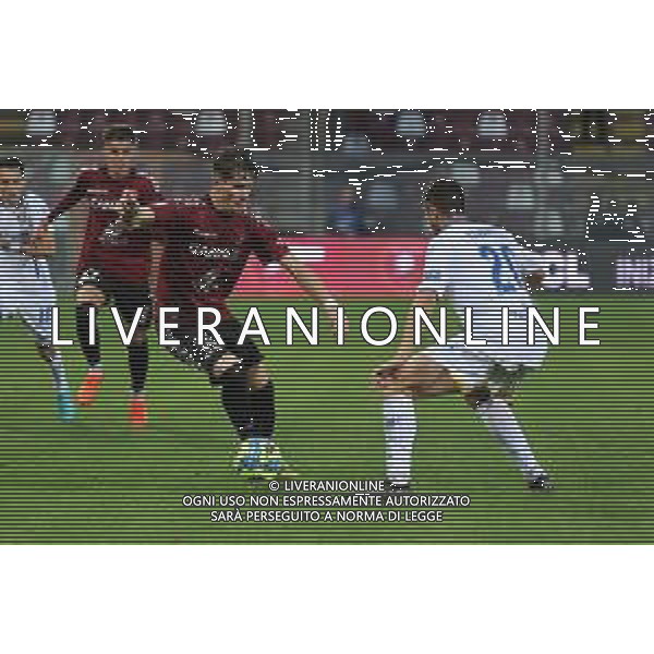 08.12.2022 REGGIO CALABRIA STADIO ORESTE GRANILLO. CAMPIONATO SERIE B. REGGINA VS FROSINONE. IN FOTO FABBIAN REGGINA CONTRASTATO DA RAVANELLI FROSINONE ©GARREFFA PASQUALE / AGENZIA ALDO LIVERANI SAS