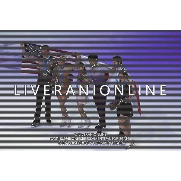 TVMV-Torino 09.12.2022 Palavela © Manuela Viganti/Agenzia Aldo Liverani Grand Prix of Figure Skating Final 2022/2023 Torino Nella foto: riku miura e ryuchi kihara medaglia d\'oro, alexa knieruim e brandon fraze medalglia d\'argento e sara conti e niccolo macii medaglia di bronzo pairs free skating ©Manuela Viganti / AGENZIA ALDO LIVERANI SAS