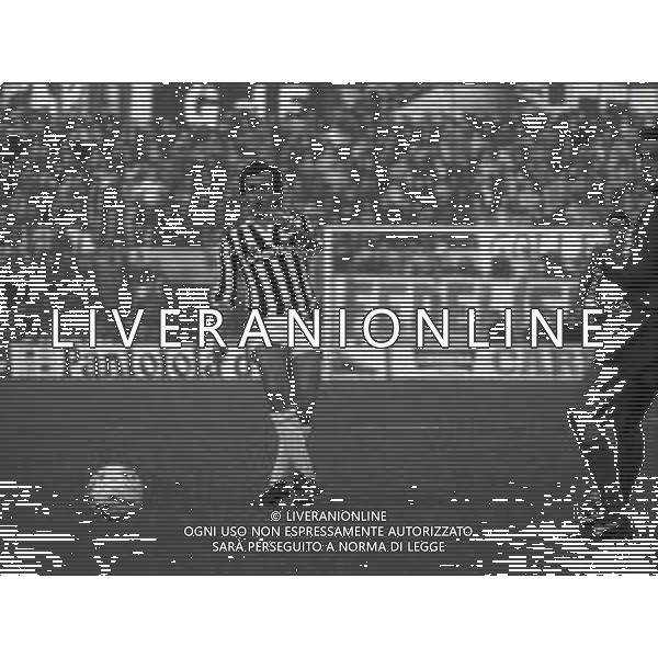 01-12-1985 TORINO CAMPIONATO DI CALCIO SERIE A JUVENTUS-FIORENTINA 1-0 NELLA FOTO MICHEL PLATINI AG ALDO LIVERANI SAS